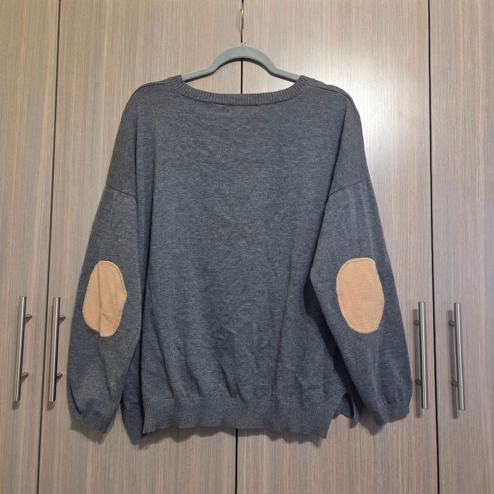 Trendt Tiger Sweater - Picture 2 of 4
